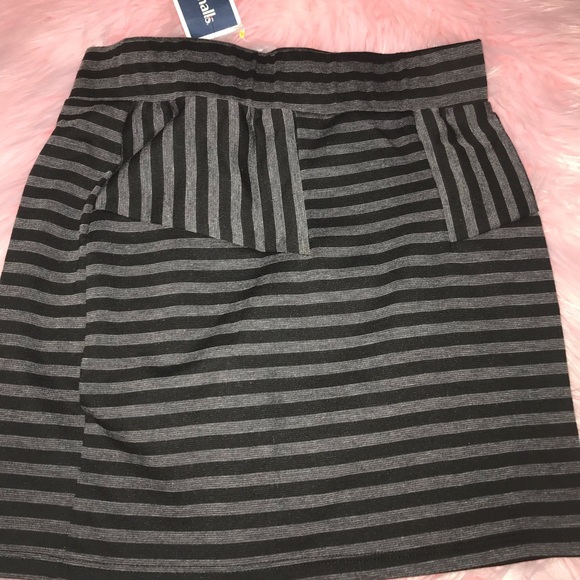 Crimson & Clover Dresses & Skirts - Brand New Mini Skirt